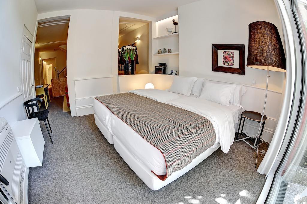 Three Houses & Bedrooms Порту Номер фото