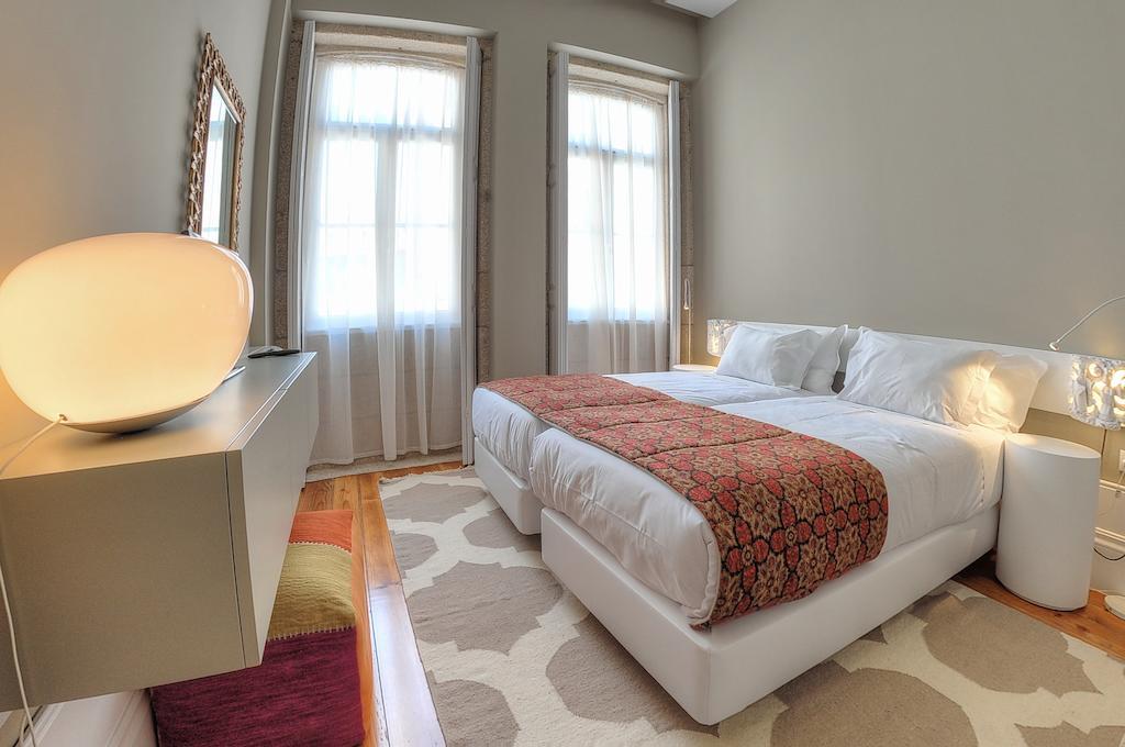 Three Houses & Bedrooms Порту Номер фото